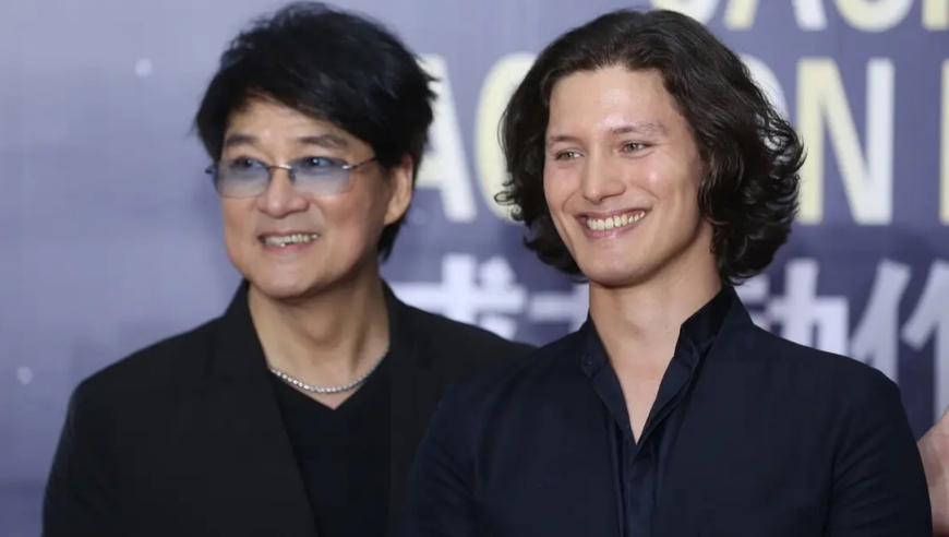 管家婆一肖一码最准免费资料,媒体：美“第二夫人”是个“狠人”,决策资料解释落实_定制版V2.75